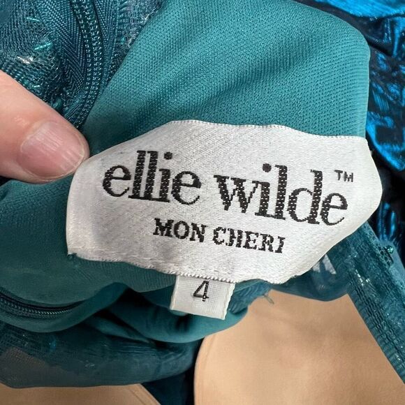 Ellie Wilde Teal Beaded Liquid Lame STYLE: EW120095 Formal Dress Sz 4 Women’s - Picture 6 of 15